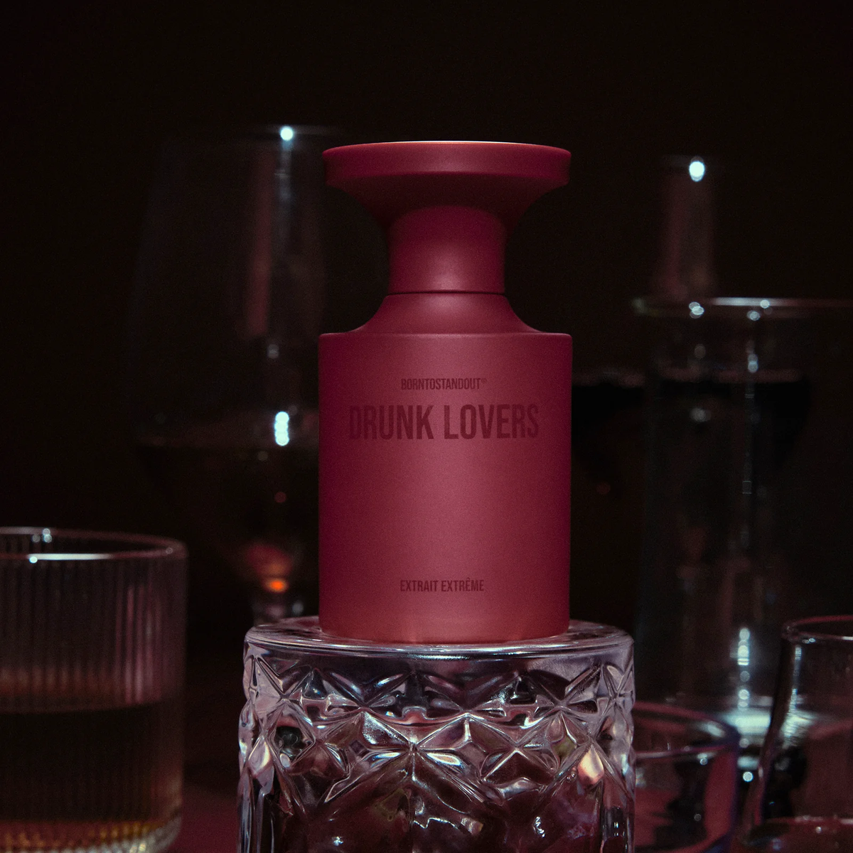 BORNTOSTANDOUT Drunk Lovers Extrait Extrême Samples